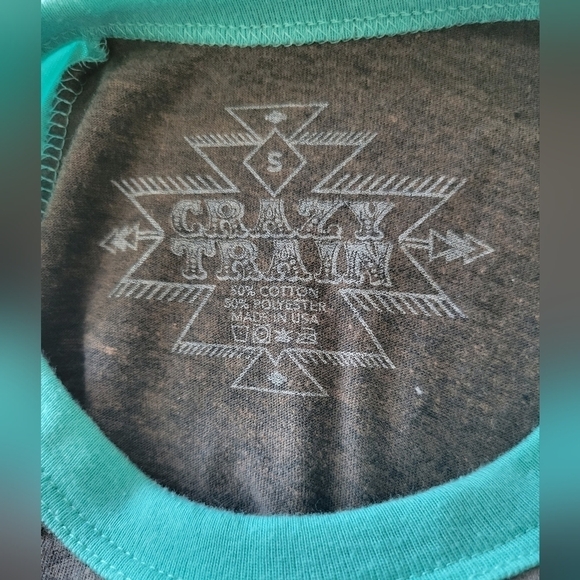 Crazy Train Church Raised Full of Praise Leopard Raglan Tee Size Small - Picture 4 of 5